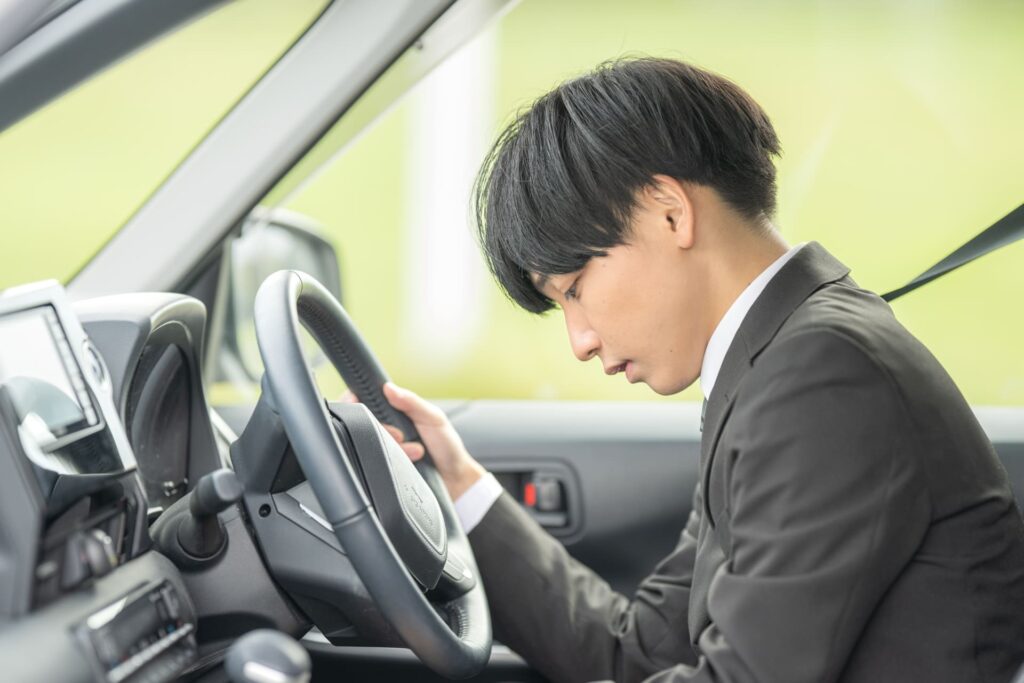 プリウスの運転がしにくい理由と改善策